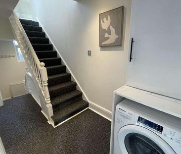 A, Greyhound Rd, Fulham, W6 - Photo 2