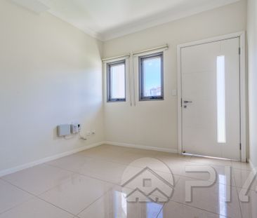 52 Culgoa Bend Villawood - Photo 1