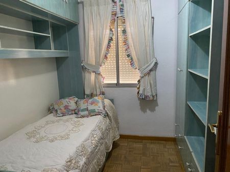 Piso de alquiler en Calle Conejito de Málaga, 5, La Luz - El Torcal - Photo 3