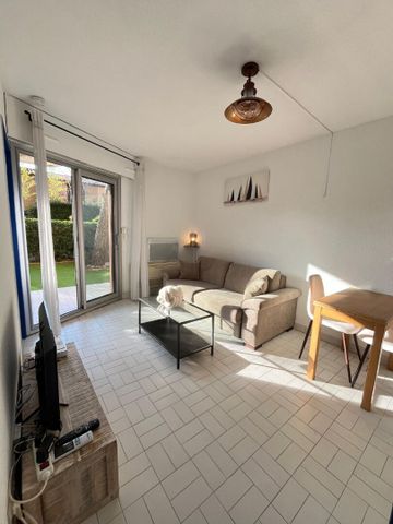 Location Appartement 2 pièces 25m² - Photo 2