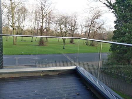 1 Bed Penthouse, Parkside East, CH43 - Photo 5