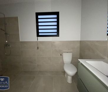 Location Maison 4 pièces 86m² LE TAMPON 97430 - Photo 2