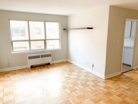 For Lease - 2846 Bloor Street Unit# 1B, Toronto, Ontario - Photo 3