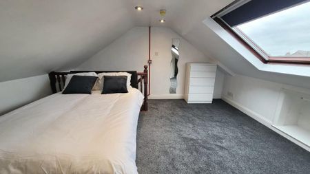 House share to rent - Photo 4