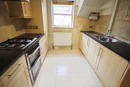 Main Street North, Aberford, Leeds - Photo 4