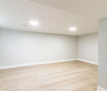 For Lease - 16 June Avenue, Guelph, Ontario - Photo 4