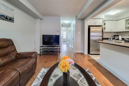 For Lease - 62 Lynch Crescent, Hamilton, Ontario - Photo 4