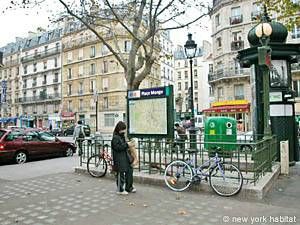 Logement à Paris, Location meublée - Photo 2