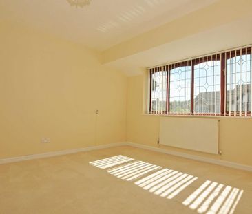 4 bedroom detached house to rent - Photo 5