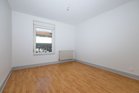 Location Appartement 3 pièces 63m² JARVILLE LA MALGRANGE 54140 - Photo 5