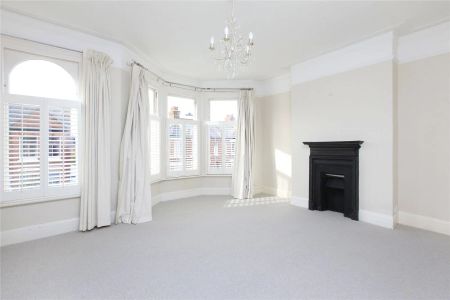 4 bedroom house in Balham - Photo 4