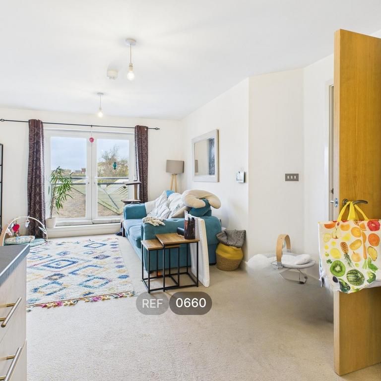 2 bedroom apartment to rent - Photo 1