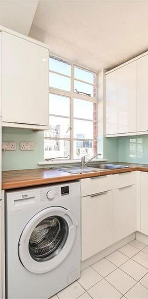 Studio to rent - Photo 1