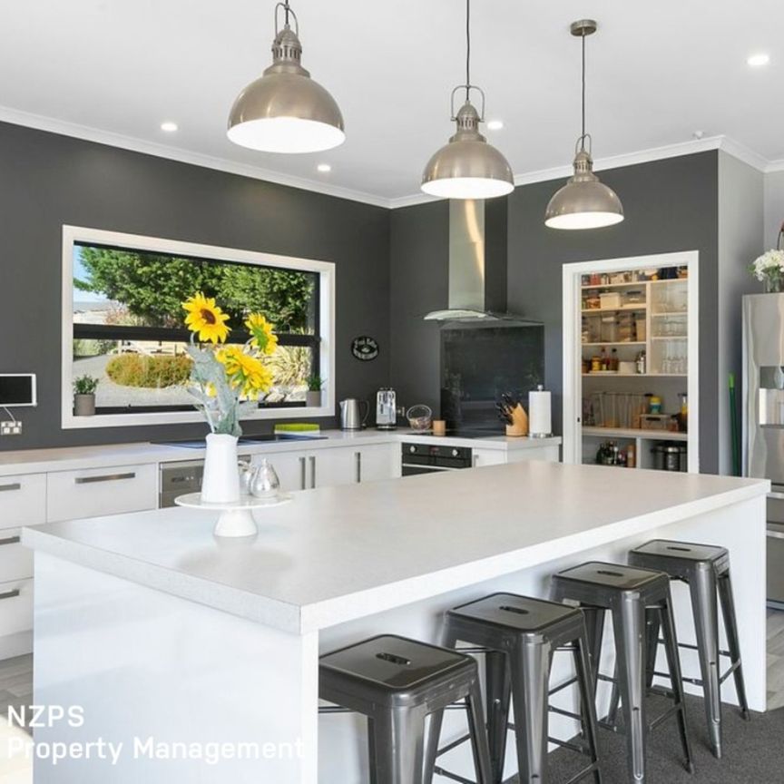 318 Brighton Road, Waldronville - Photo 1