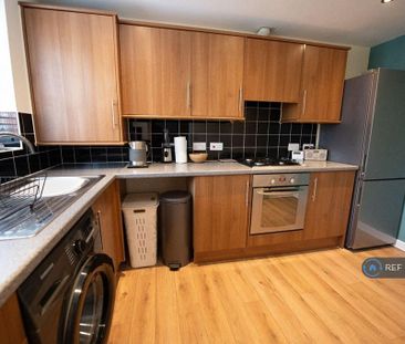 2 bedroom end of terrace house to rent - Photo 6