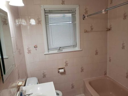 For Lease - 56 Rochman Boulevard Unit# Main, Toronto, Ontario - Photo 2