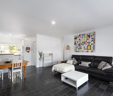 10/11 Lewis Street - Photo 1