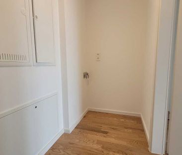 Moderne 2-Zimmer-Neubau-Wohnung mit Einbauküche und Balkon in top L... - Foto 5