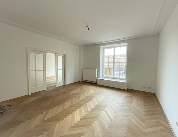 Riesige Terrasse zum Altmarkt - Foto 1