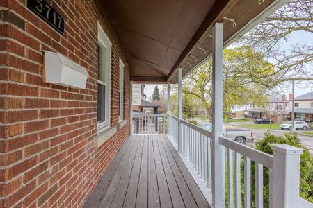 For Lease - 5717 Lowell Avenue, Niagara Falls, Ontario - Photo 2