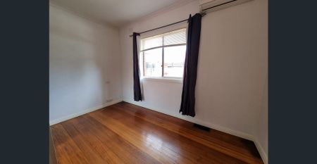 IDEALLY LOCATED HOME - Photo 5