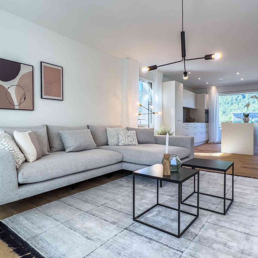 4.5 Zimmer, 130 m², 2. Stock - Photo 1