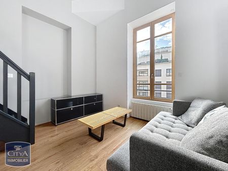 Location Appartement 3 pièces 68m² LYON 3ème - Photo 2