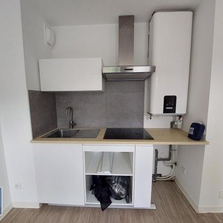 Location Appartement 1 pièce 20m² CLERMONT L HERAULT 34800 - Photo 3