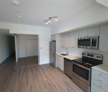 For Lease - 1 Cardiff Road Unit# 302, Toronto, Ontario - Photo 3