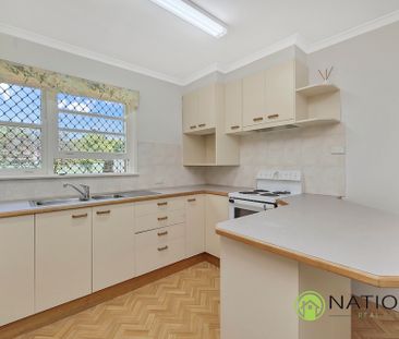 15 Hacking Crescent, Narrabundah ACT 2604 - House For Rent | Domain - Photo 5