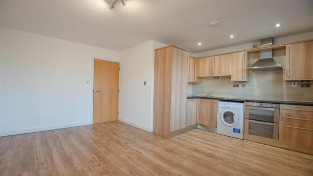 2 bedroom apartment to rent - Photo 1