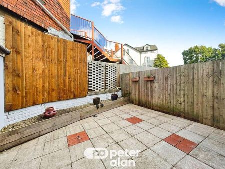 Dewsland Park Road, Newport, NP20 - Photo 4