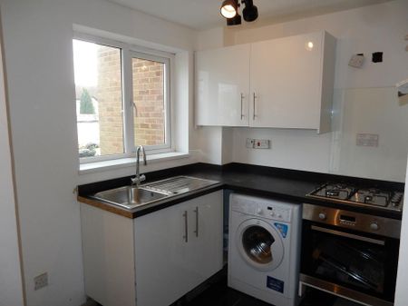1 bedroom terraced house to rent - Photo 4