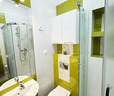 Przytulna kawalerka w świetnej lokalizacji ul. Lea - Zdjęcie 3