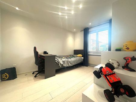 Magnifique Villa individuelle à Penthalaz / 5 CHB / 2 SDB / Terrasse / Piscine - Foto 4