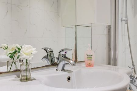 1 Bed Flat, Danbury Street, N1 - Photo 3