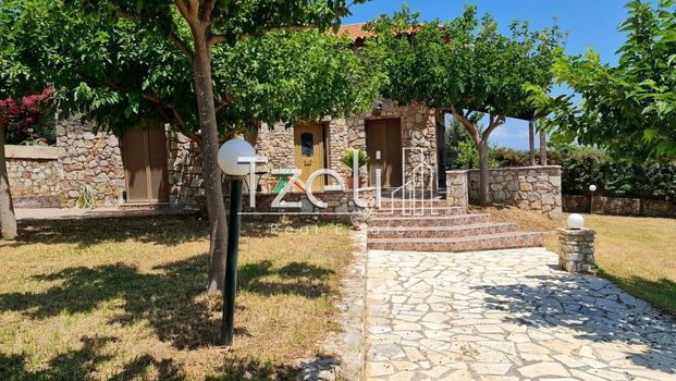 Μονοκατοικία για ενοικίαση Λακκόπετρα (Λάρισσος) - Φωτογραφία 1