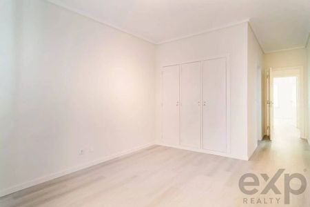 4 room luxury Flat for rent in Carcavelos e Parede, Cascais, Lisbon - Photo 5