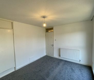 Pine Close - Photo 1