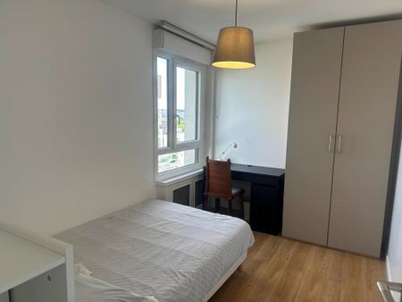 Location Appartement 5 pièces 75m² - Photo 5
