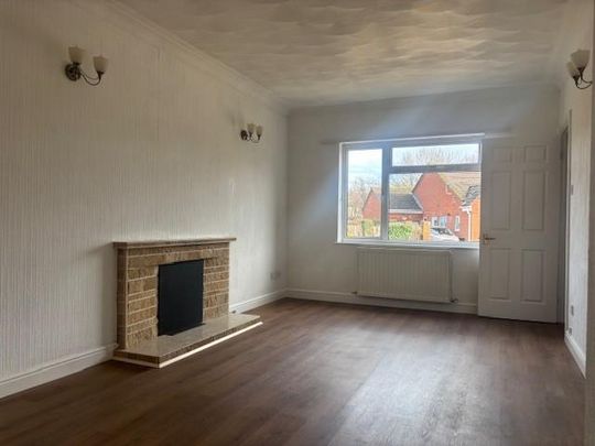 2 bedroom bungalow to rent - Photo 1