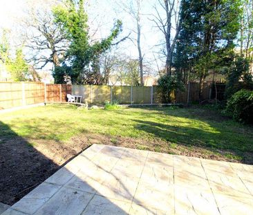 4 bedroom detached house to rent - Photo 2