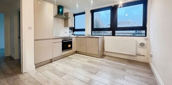 Lovell House - Photo 2