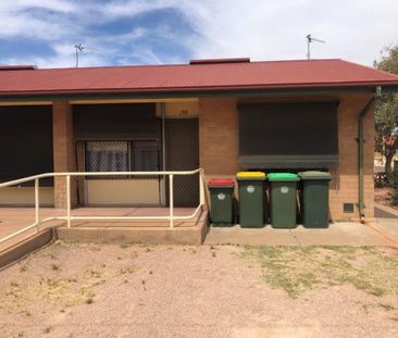 Unit 2 Julia St &lpar;Julia Lodge&rpar;&comma; Port Augusta - Photo 3