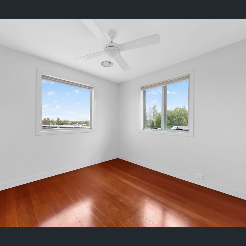 Modern Townhouse Living with Space, Style and Comfort - Photo 1