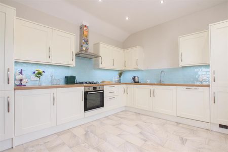 Newmarket Road, Great Chesterford, Saffron Walden - Photo 3