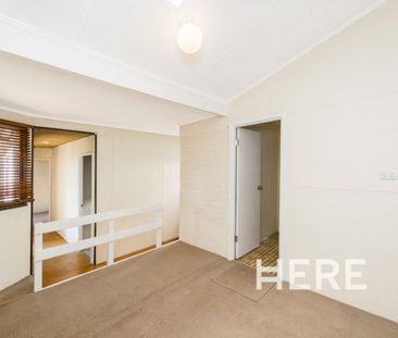 30 Murchison Street, SHENTON PARK WA 6008 - Photo 4