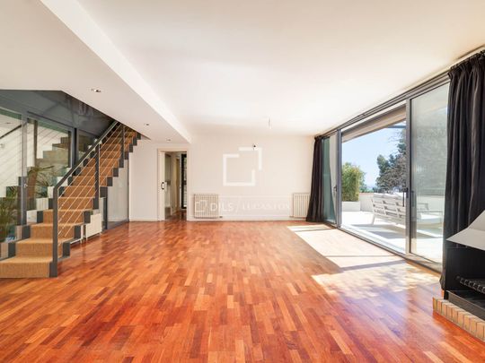 Excellent 5 Bedroom house / villa with 80m² terrace for rent in Sarrià, Barcelona - Photo 1