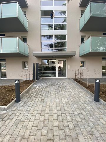 New Studio on the 2nd Floor with large balcony of 12 m2 near EPFL / UNIL - Photo 3