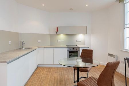1 bedroom flat to rent - Photo 3